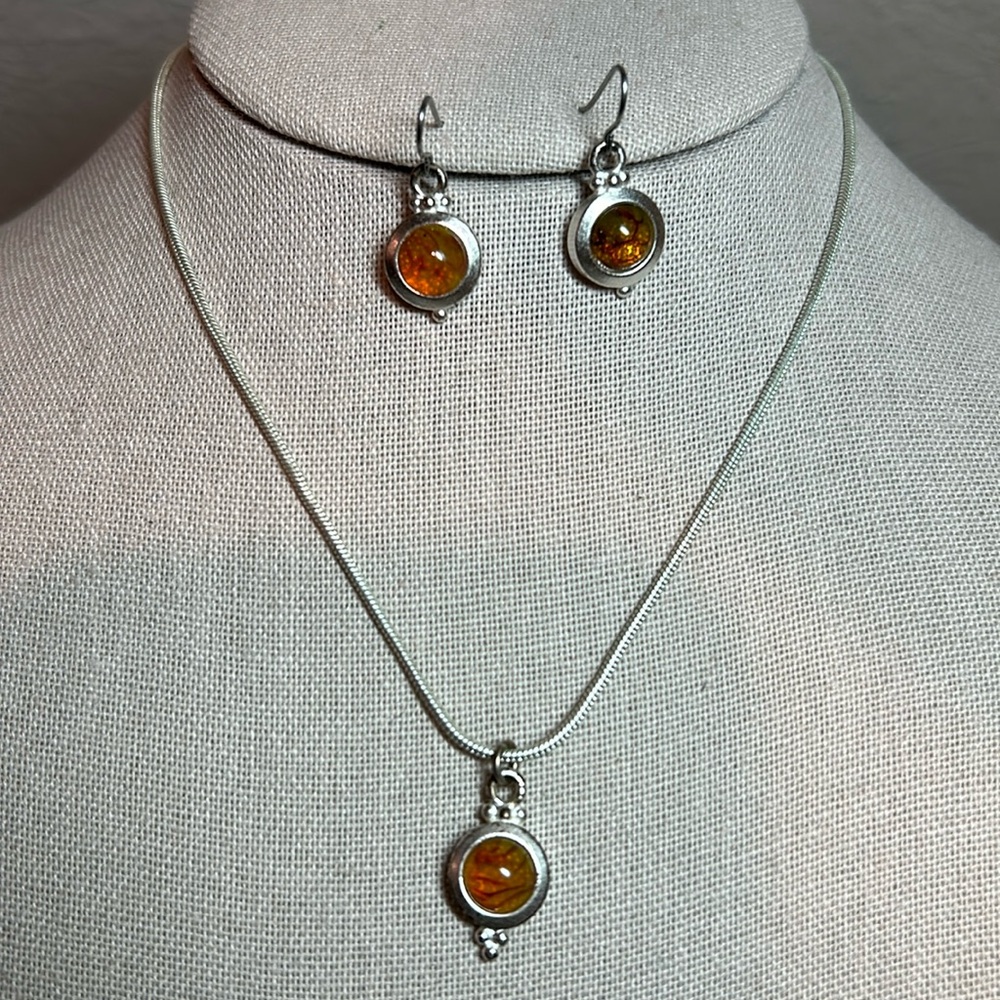 Vintage Trifari Silver-tone Chain with Amber Stones